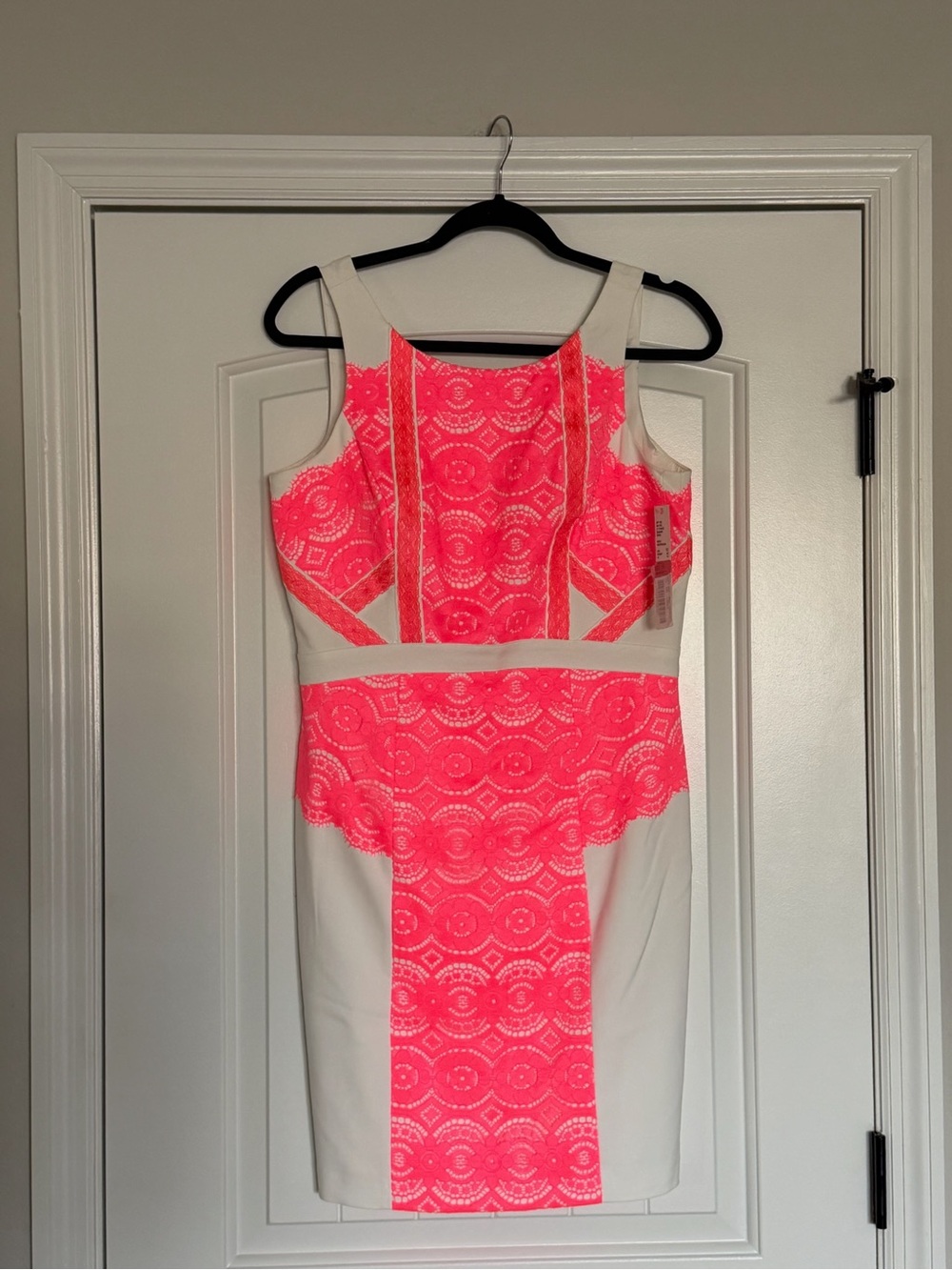 Gianni Bini Women's Ivory/Watermelon Dress Size 10